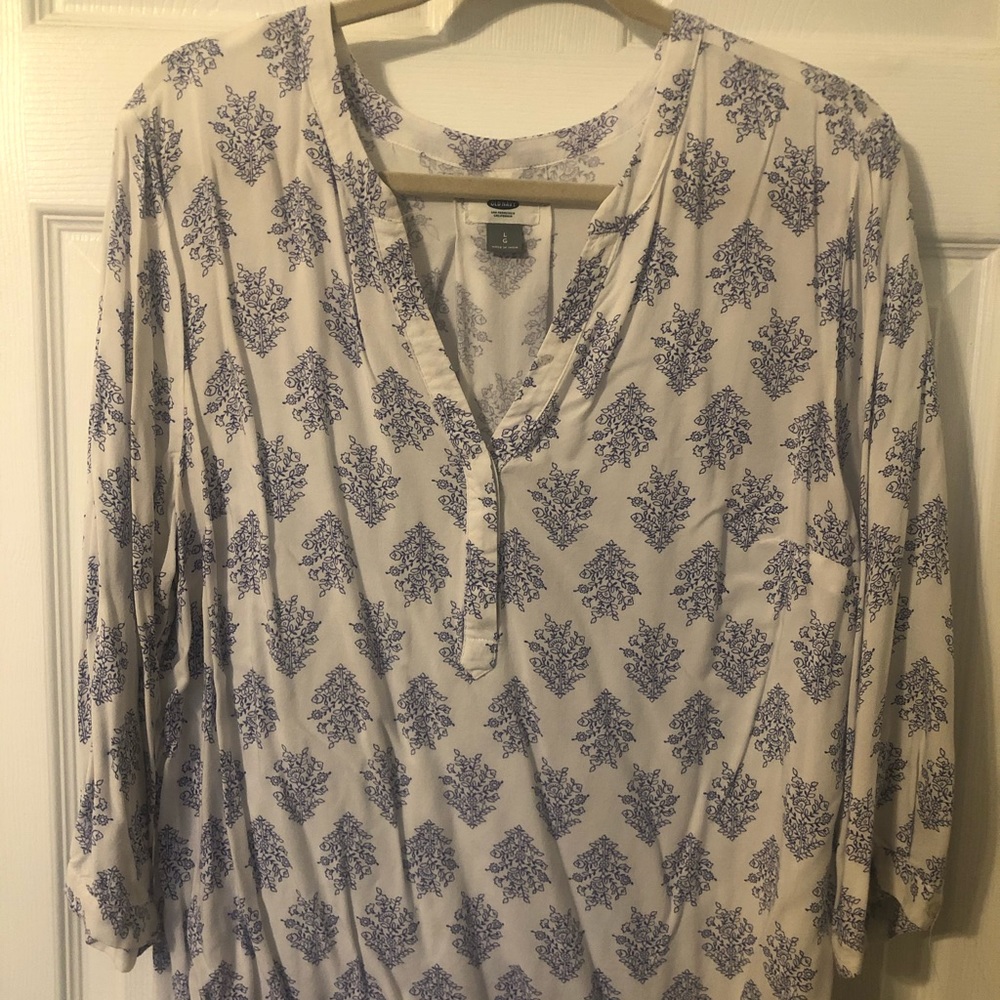 Flowy peasant top (old navy L)